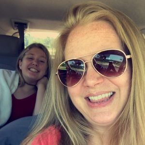 Meet your Posher, Theresa